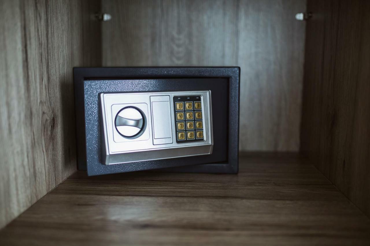 Premium Apartman Makó Esterno foto
