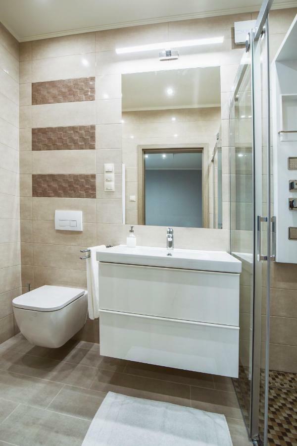 Premium Apartman Makó Esterno foto